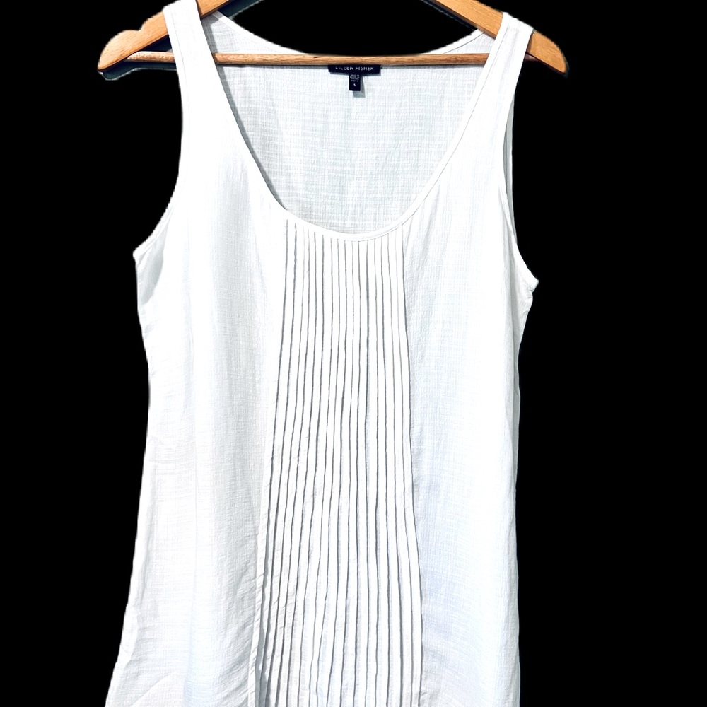 Eileen Fisher. White linen tank top. Size S